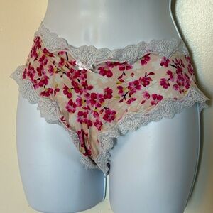 VS Floral Lace-Trim Bikini Panty - Pink Floral